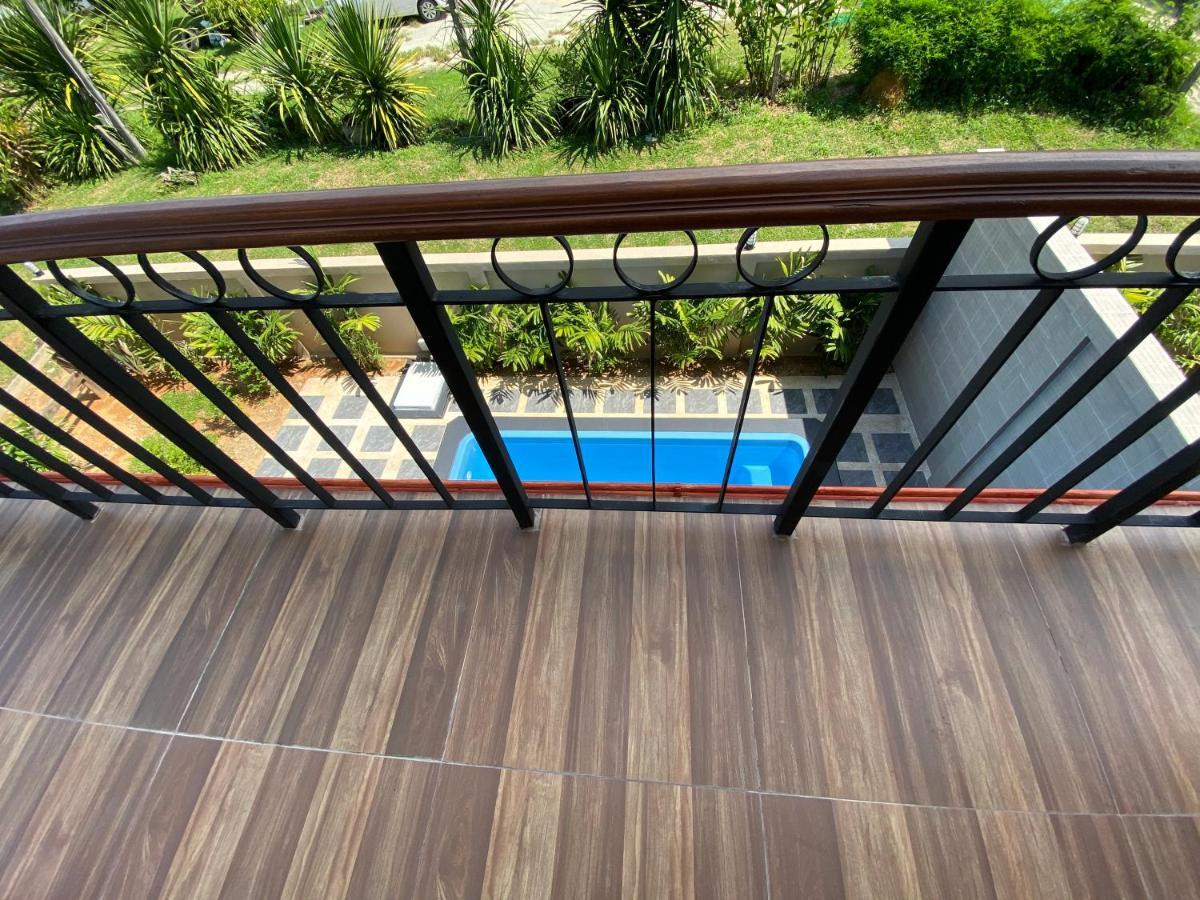 Blue Aura Pool Villa Nai Yang Bagian luar foto