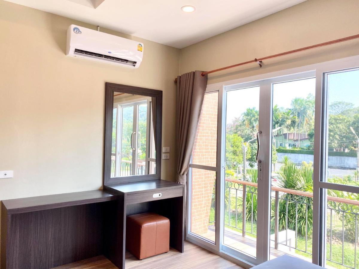 Blue Aura Pool Villa Nai Yang Bagian luar foto